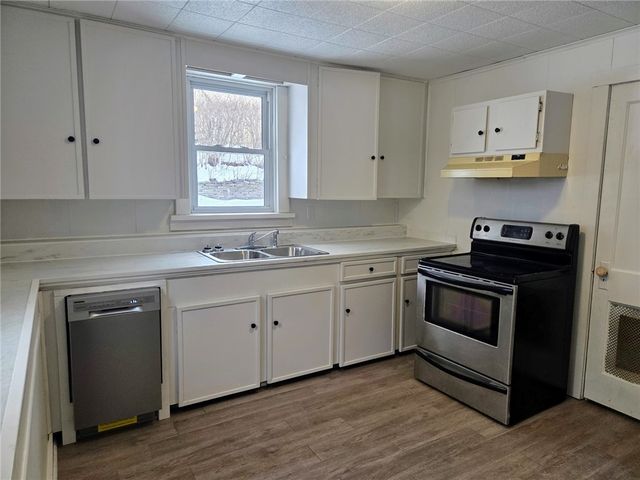 306 Spruce St, City Of But Ne, PA 16001