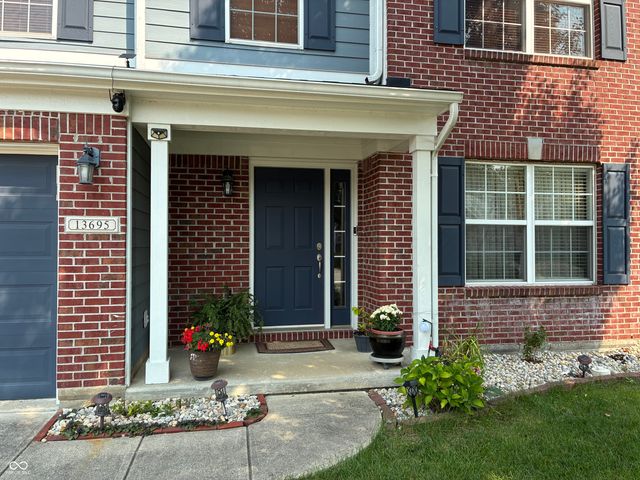 13695 Stanford Drive, Carmel, IN 46074