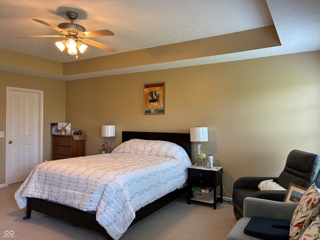 13695 Stanford Drive, Carmel, IN 46074