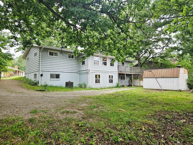 9 Pioneer Place, Kimberling City, MO 65686