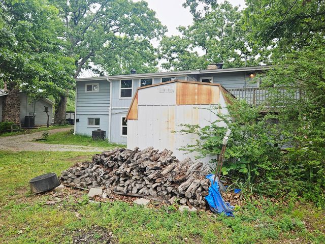 9 Pioneer Place, Kimberling City, MO 65686