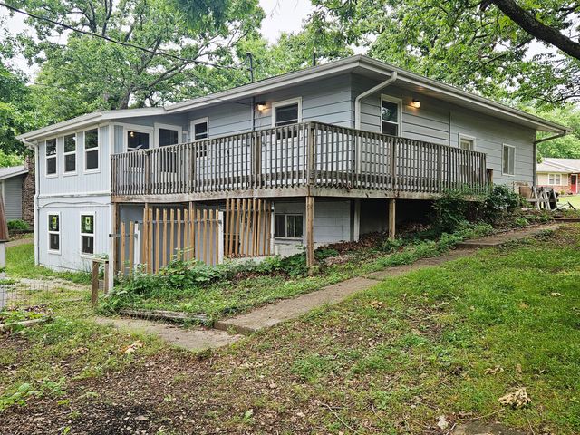 9 Pioneer Place, Kimberling City, MO 65686