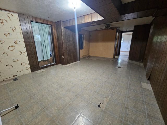 9 Pioneer Place, Kimberling City, MO 65686
