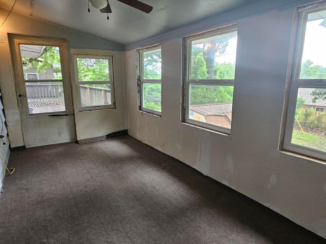 9 Pioneer Place, Kimberling City, MO 65686
