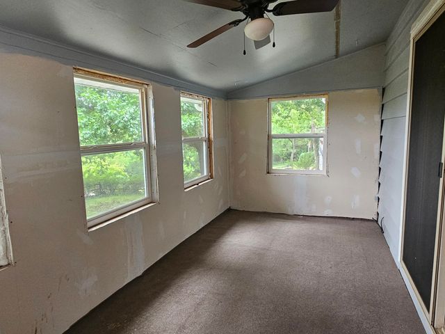 9 Pioneer Place, Kimberling City, MO 65686