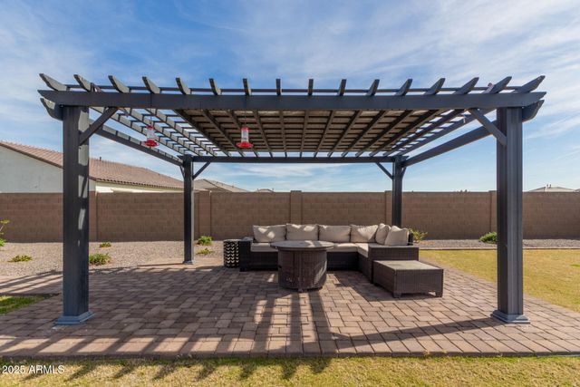 18609 W DIANA Avenue, Waddell, AZ 85355