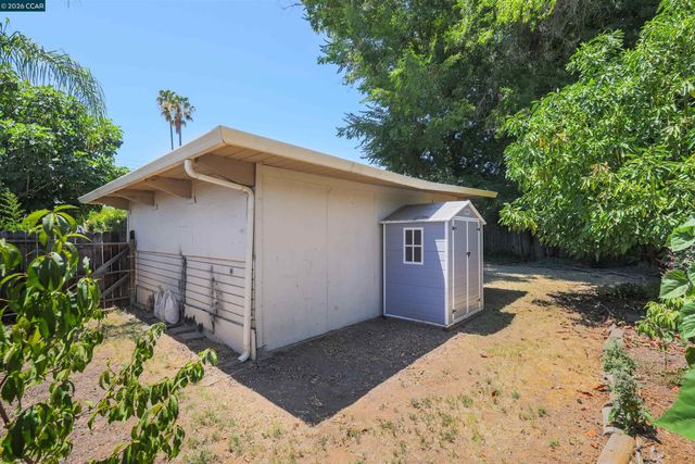 210 Riley Dr, Pacheco, CA 94553