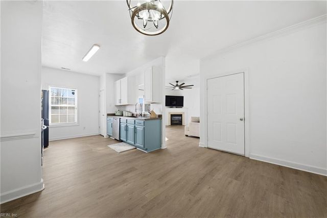 5123 Richard Rd, Virginia Beach, VA 23462