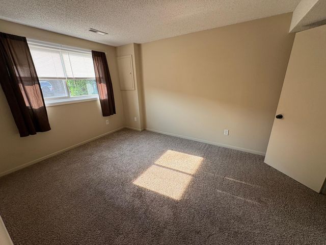 5655 Otter View Trail, White Bear Lake, MN 55110