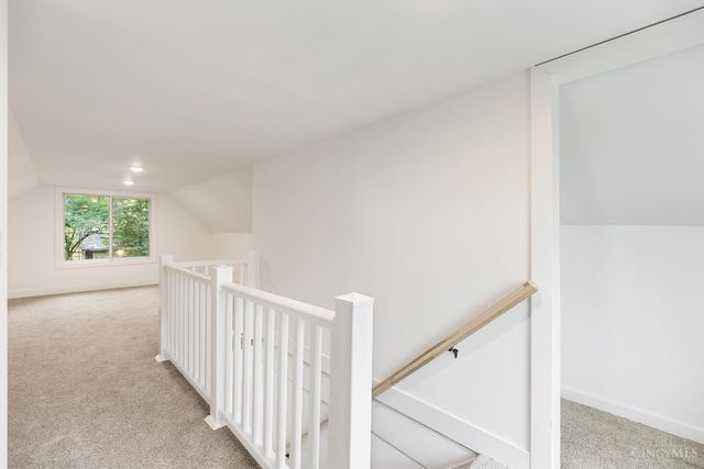 6236 Stewart Road, Silverton, OH 45227