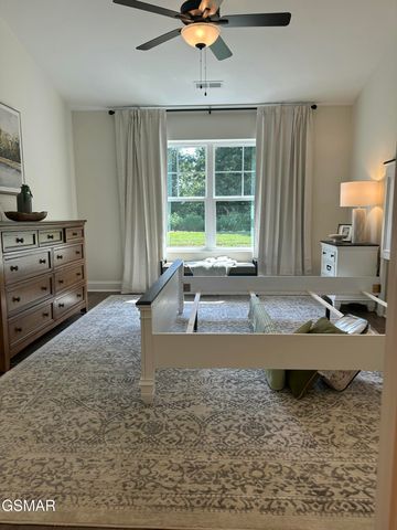 540 Henderson Road, Pigeon Forge, TN 37863