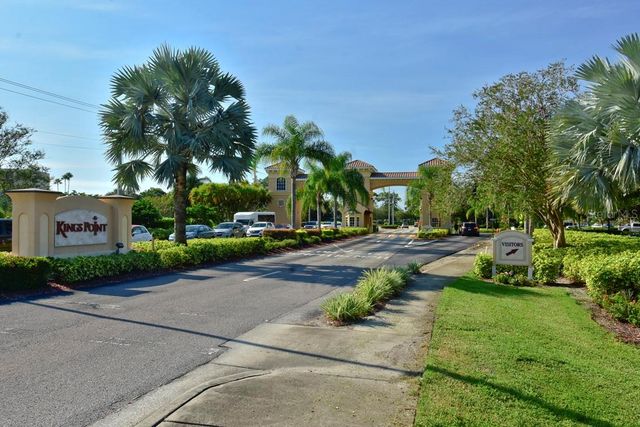 1317 LELAND DRIVE, Sun City Center, FL 33573