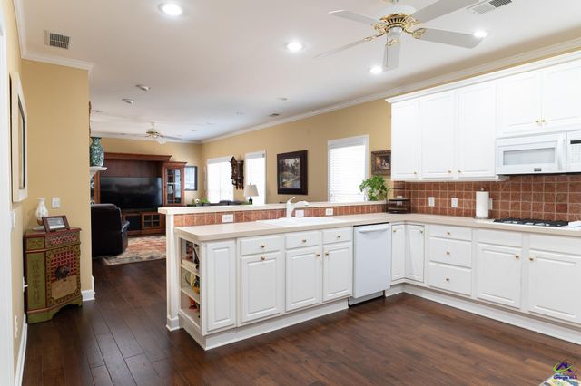 2080 Woodberry Run Drive, Snellville, GA 30078