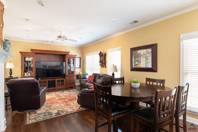 2080 Woodberry Run Drive, Snellville, GA 30078