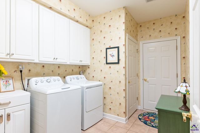 2080 Woodberry Run Drive, Snellville, GA 30078