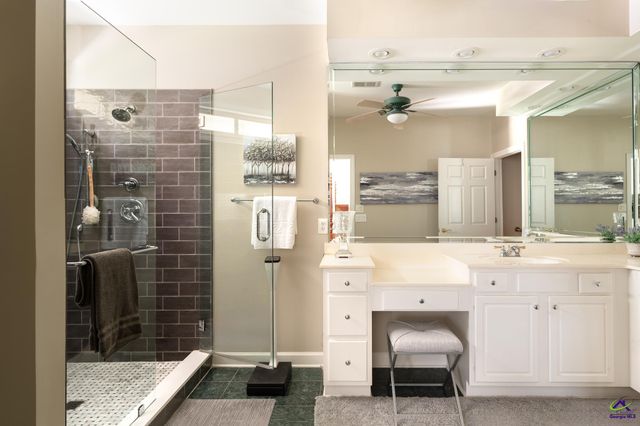 2080 Woodberry Run Drive, Snellville, GA 30078