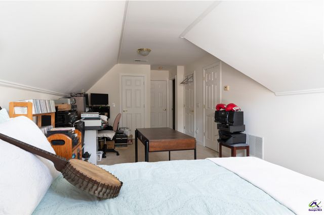 2080 Woodberry Run Drive, Snellville, GA 30078