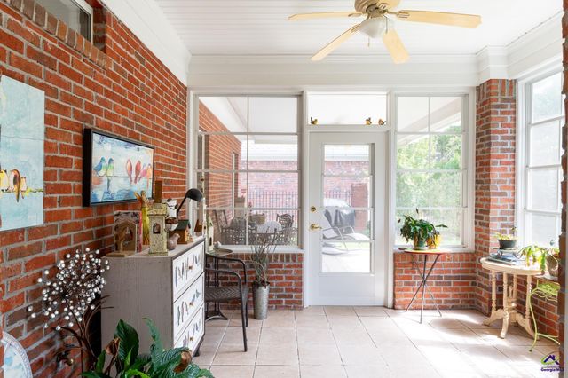 2080 Woodberry Run Drive, Snellville, GA 30078