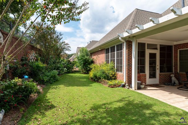 2080 Woodberry Run Drive, Snellville, GA 30078