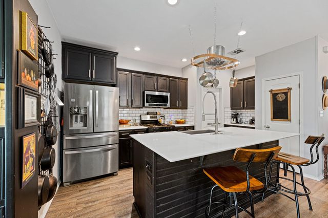 4516 Tiddle LN, Pflugerville, TX 78660