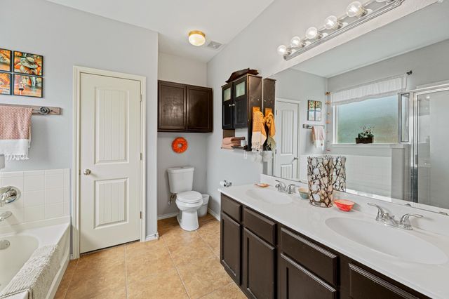 4516 Tiddle LN, Pflugerville, TX 78660