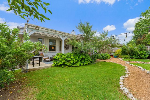 4516 Tiddle LN, Pflugerville, TX 78660