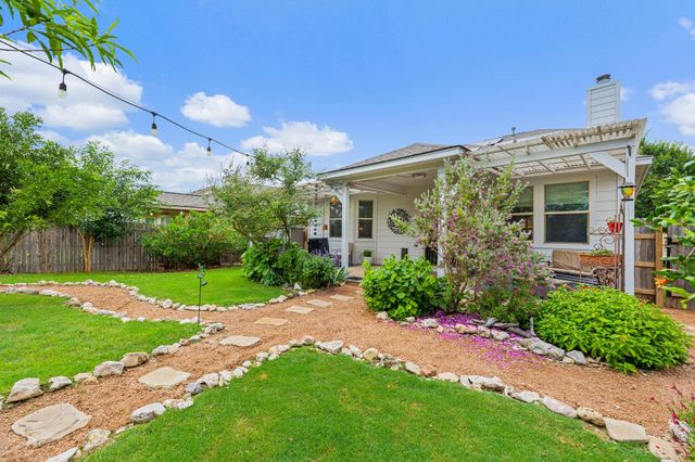 4516 Tiddle LN, Pflugerville, TX 78660