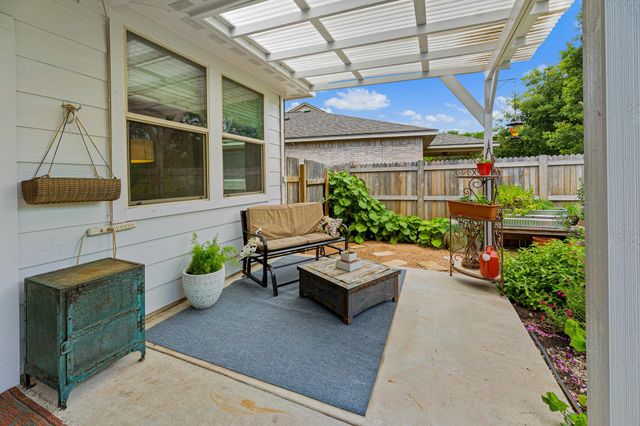 4516 Tiddle LN, Pflugerville, TX 78660