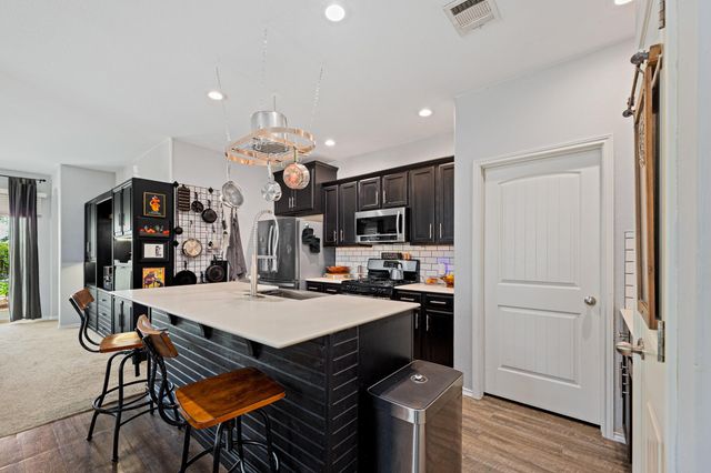 4516 Tiddle LN, Pflugerville, TX 78660