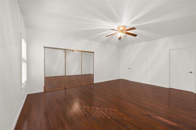 2860 Holly Hall Street 2860, Houston, TX 77054