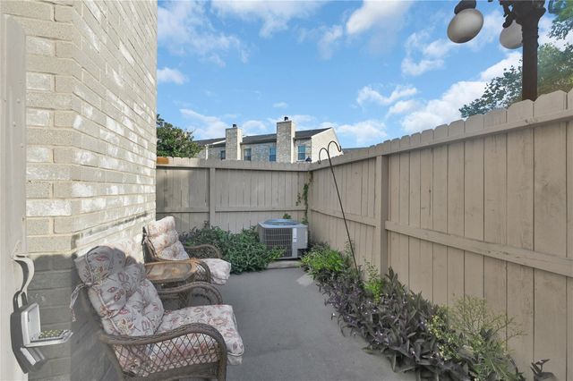 2860 Holly Hall Street 2860, Houston, TX 77054