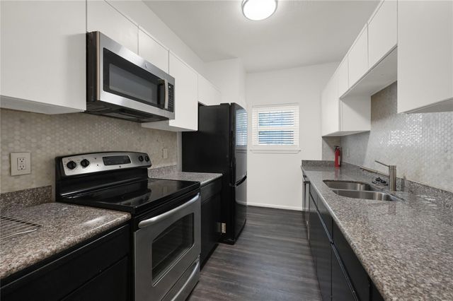 2860 Holly Hall Street 2860, Houston, TX 77054