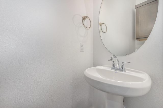 1300 Black Locust DR W 501, Pflugerville, TX 78660