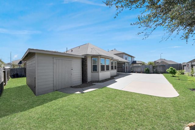 16207 Amber Brown Drive, Hockley, TX 77447