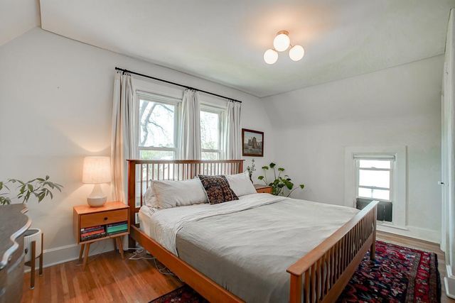 906 4th Street N, Stillwater, MN 55082