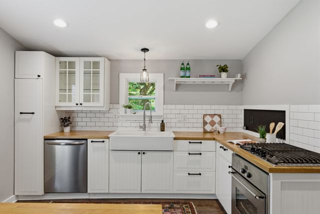 810 Fatherland St, Nashville, TN 37206