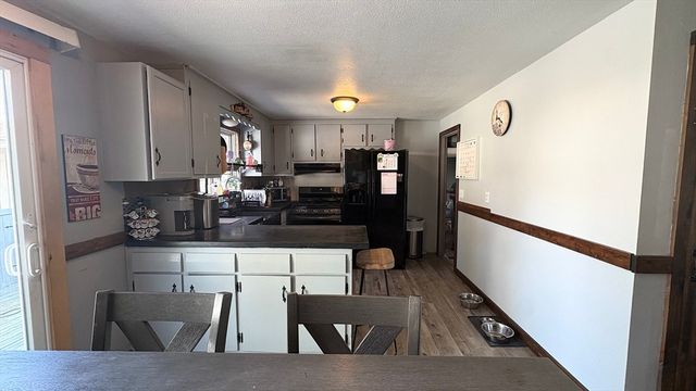 15 Fairhaven, East Longmeadow, MA 01028