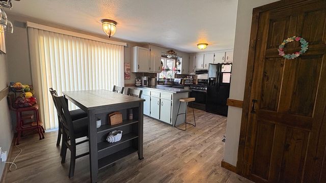 15 Fairhaven, East Longmeadow, MA 01028