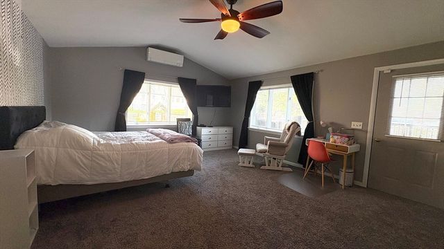15 Fairhaven, East Longmeadow, MA 01028