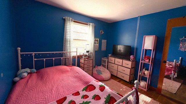15 Fairhaven, East Longmeadow, MA 01028