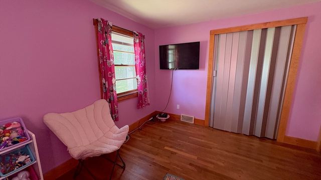 15 Fairhaven, East Longmeadow, MA 01028
