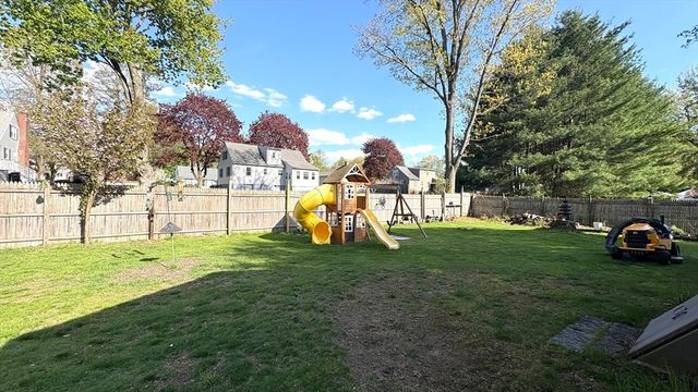 15 Fairhaven, East Longmeadow, MA 01028