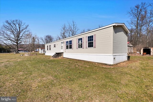 571 SCHUBERT RD, Bethel, PA 19507