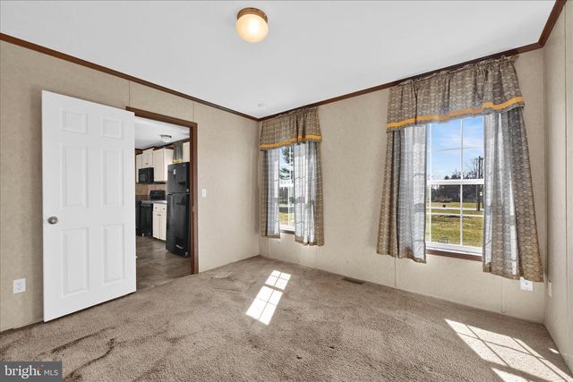571 SCHUBERT RD, Bethel, PA 19507