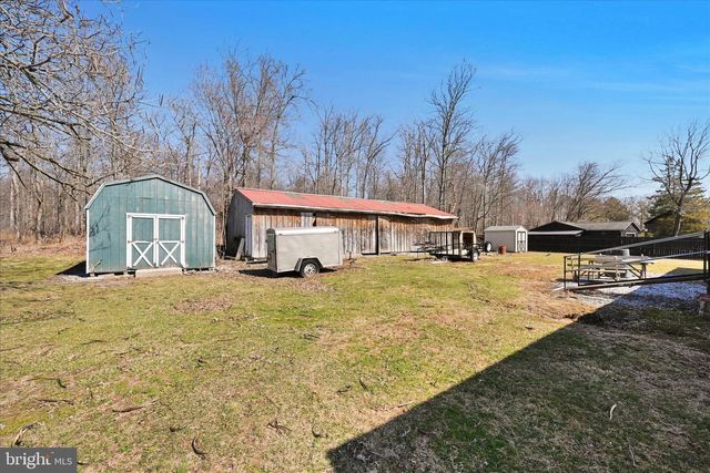 571 SCHUBERT RD, Bethel, PA 19507