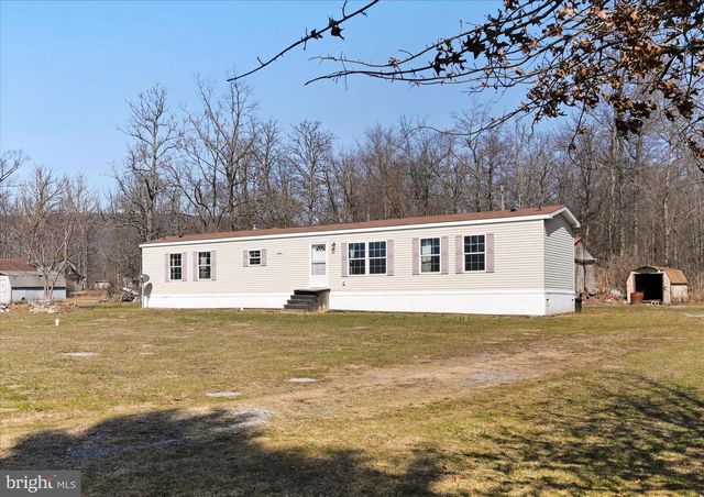 571 SCHUBERT RD, Bethel, PA 19507