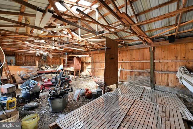 571 SCHUBERT RD, Bethel, PA 19507