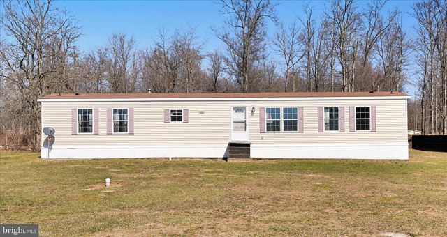 571 SCHUBERT RD, Bethel, PA 19507