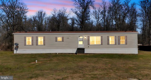 571 SCHUBERT RD, Bethel, PA 19507
