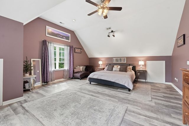 6 Pond Court, Leicester, MA 01611